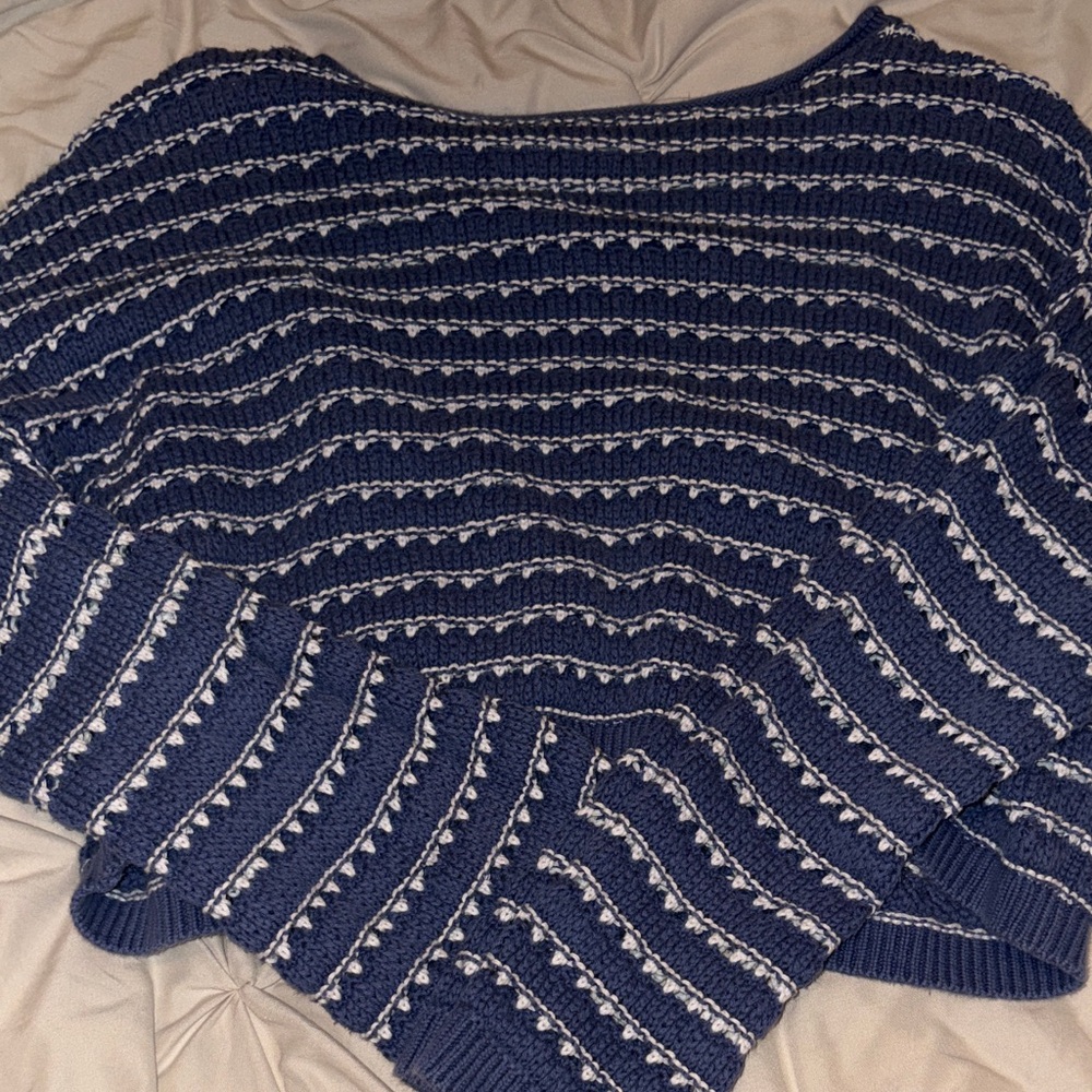 Hollister knitted